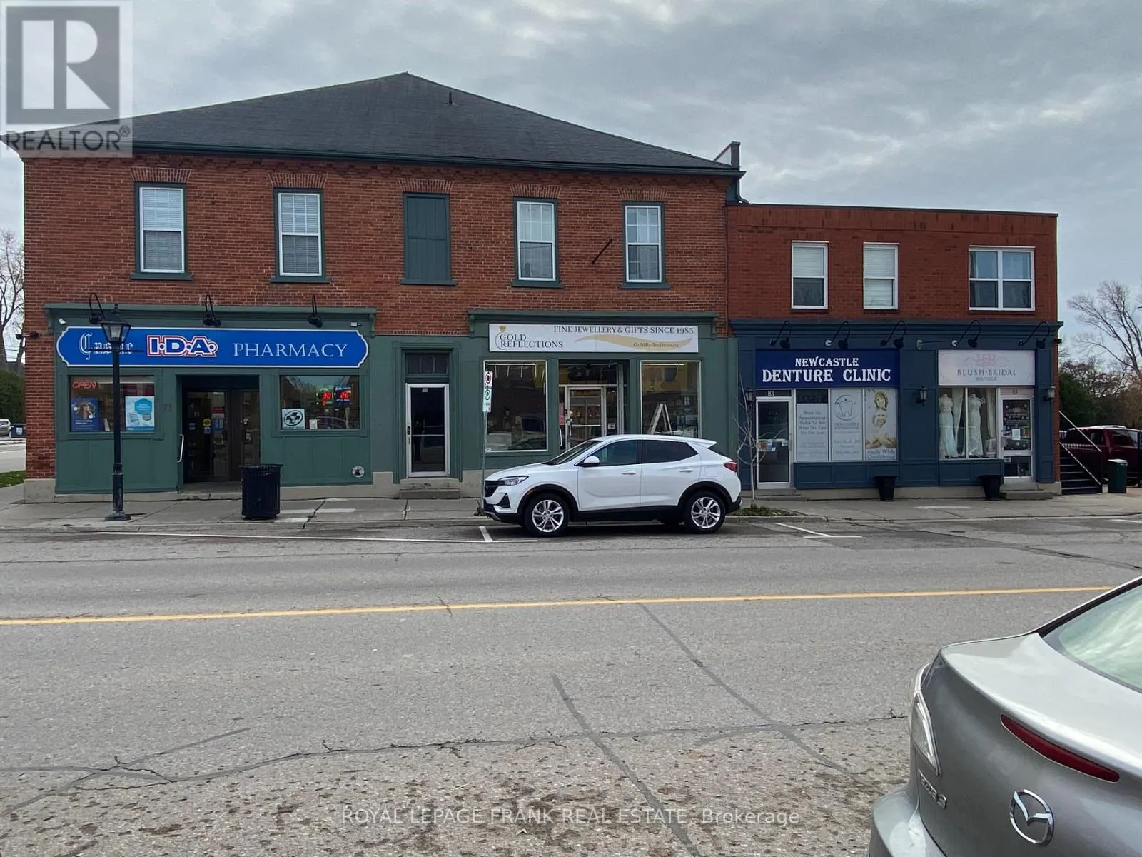 71-85 KING AVENUE E
