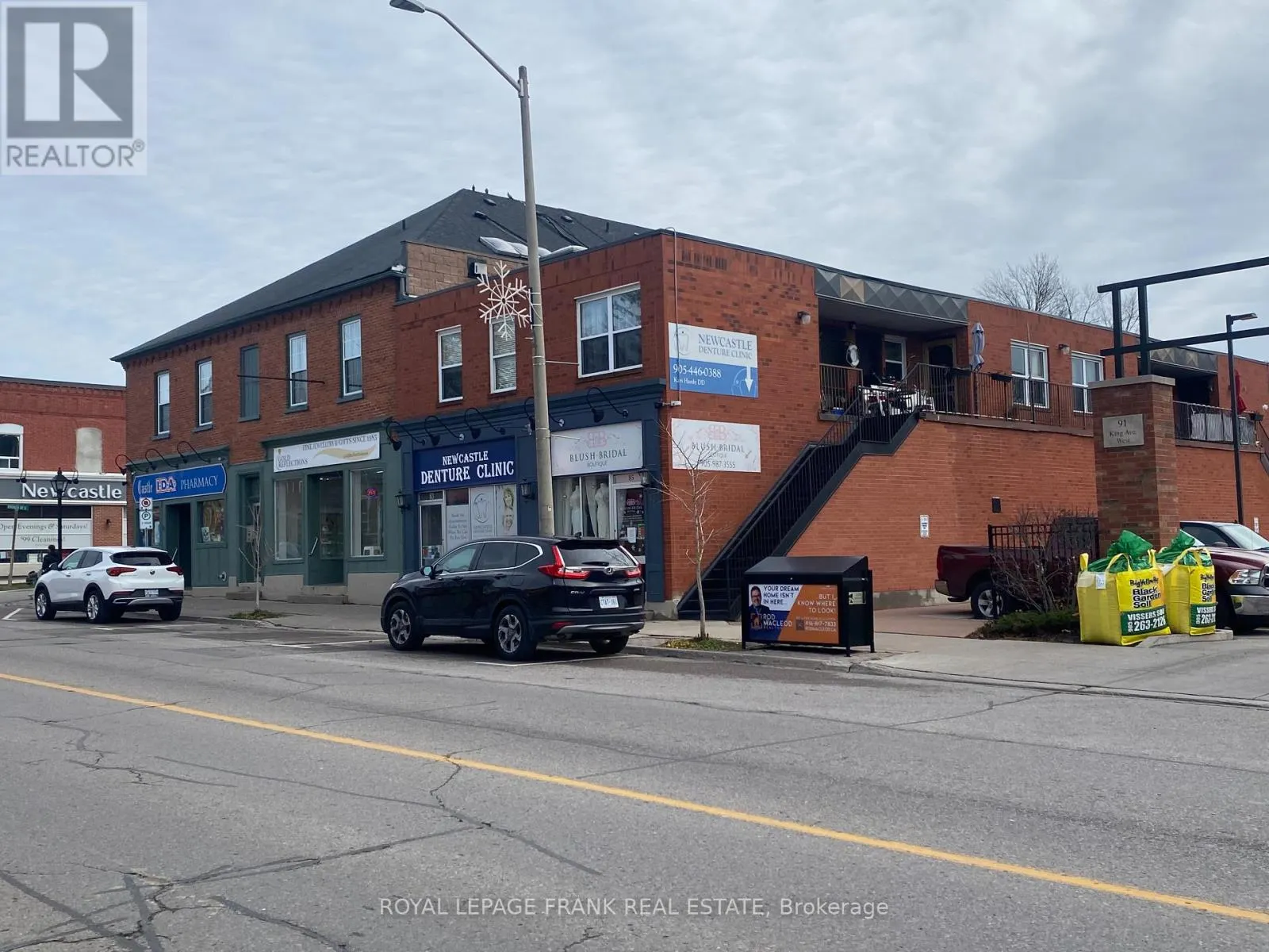 71-85 KING AVENUE E