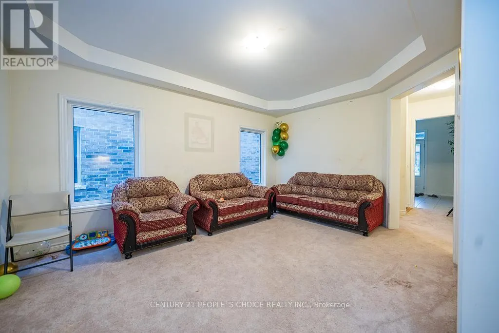 83 ROBIN TRAIL