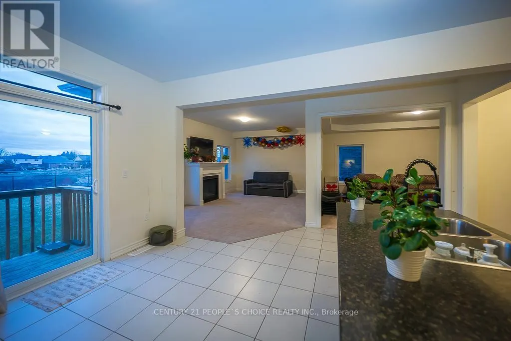 83 ROBIN TRAIL