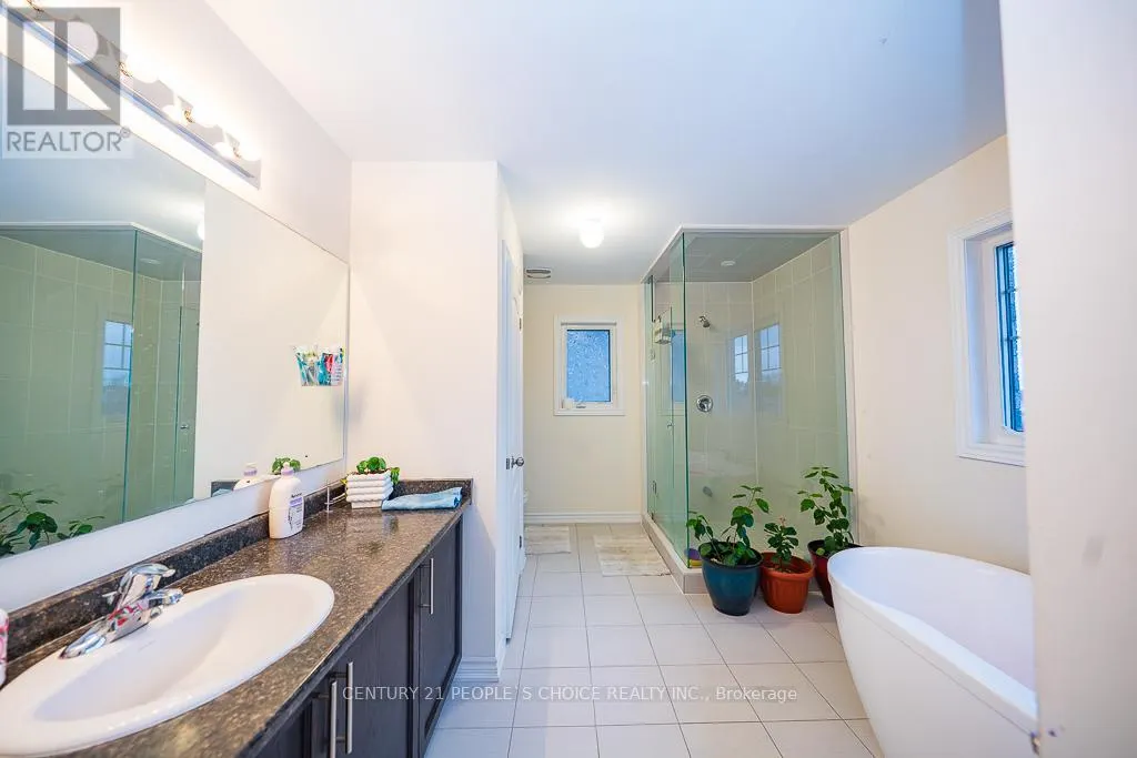 83 ROBIN TRAIL