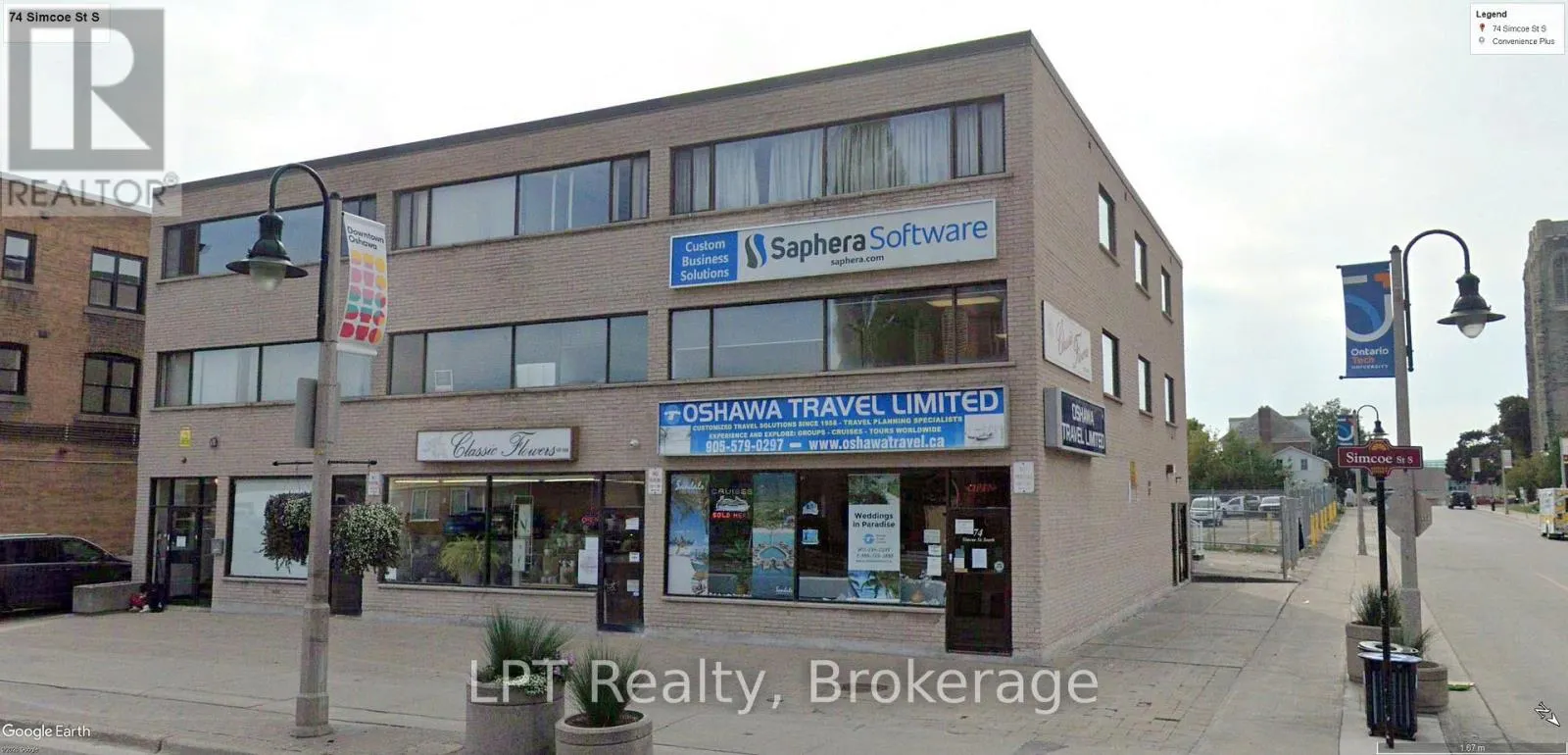 74 SIMCOE STREET S