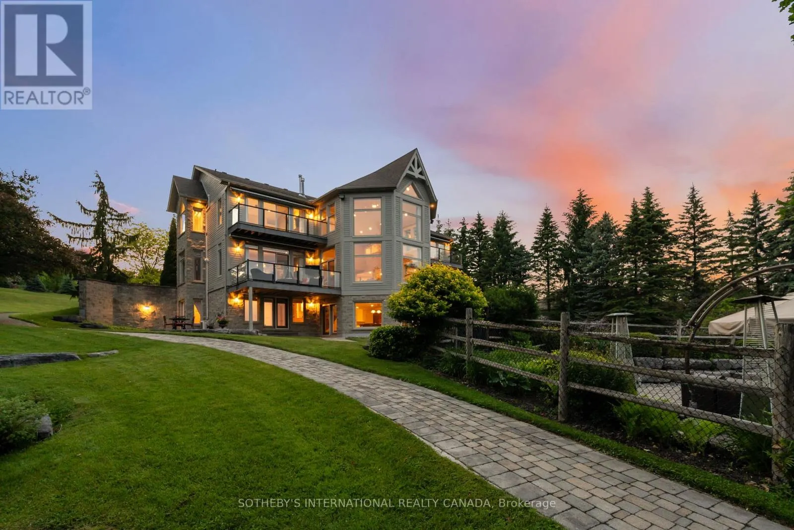 12 ISLAND VIEW COURT