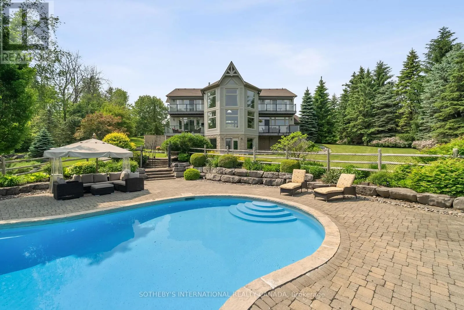 12 ISLAND VIEW COURT