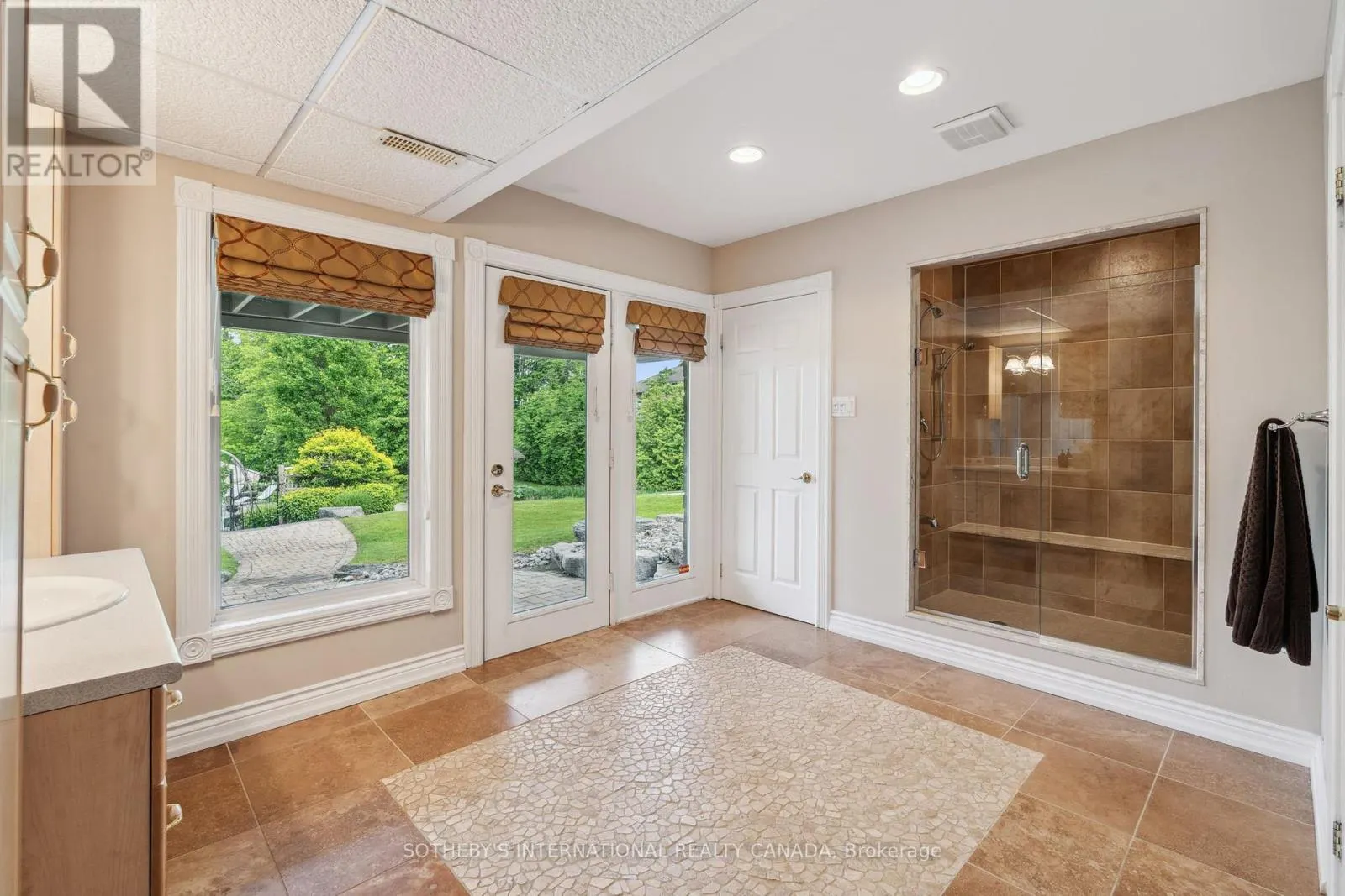 12 ISLAND VIEW COURT