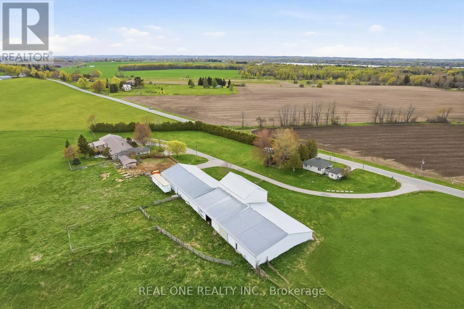 2614 HEAD ROAD