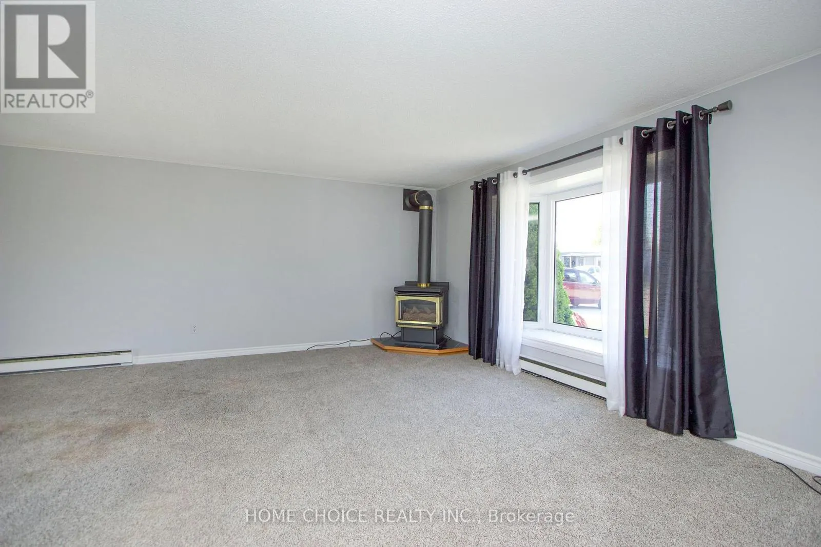 46 FAIRWAY DRIVE