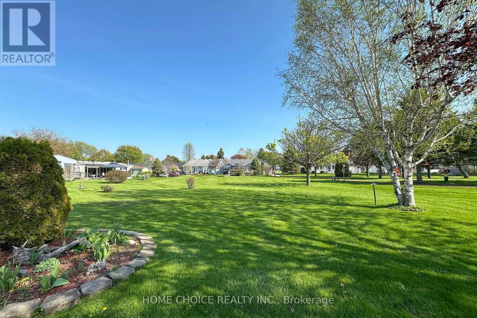 46 FAIRWAY DRIVE