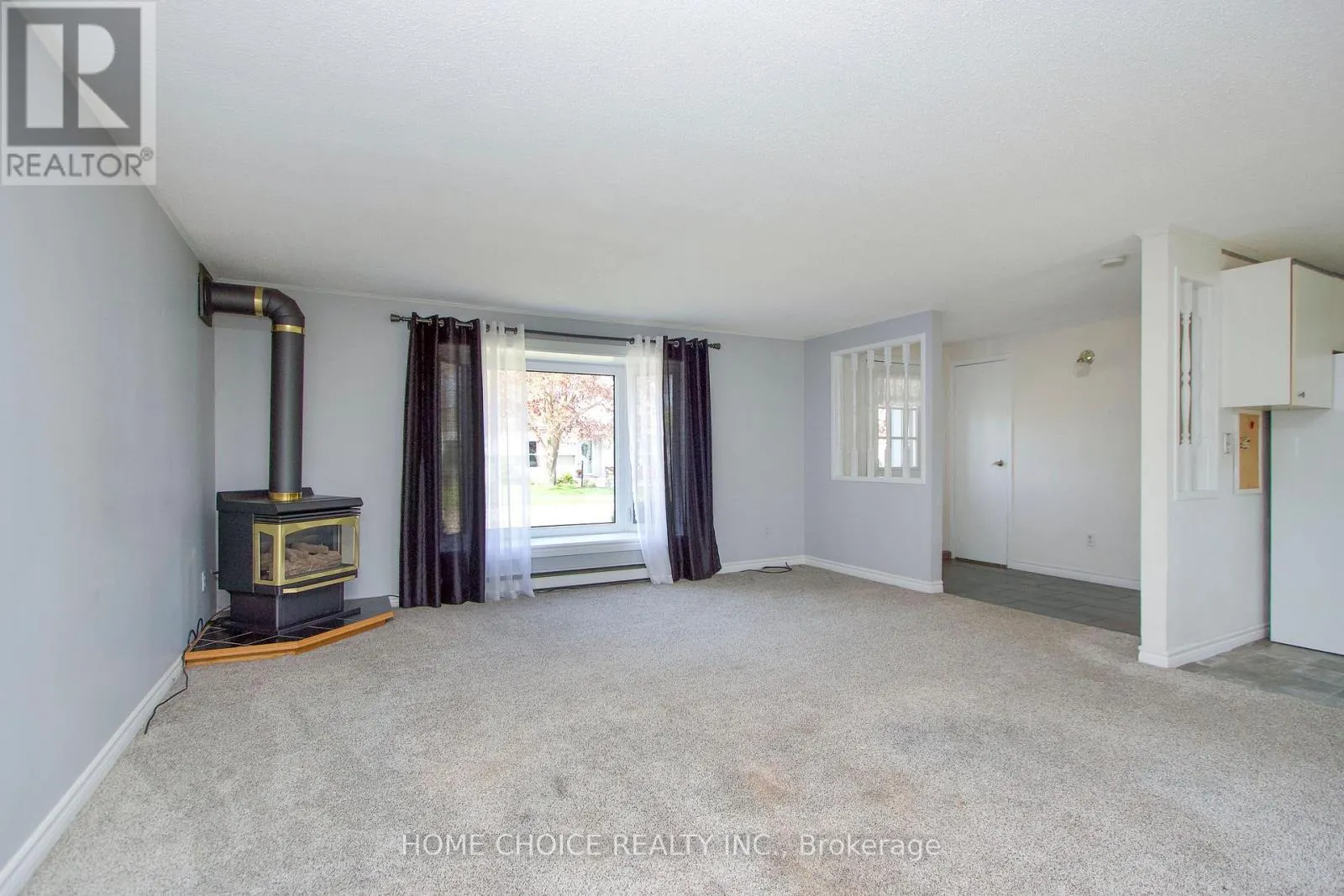 46 FAIRWAY DRIVE
