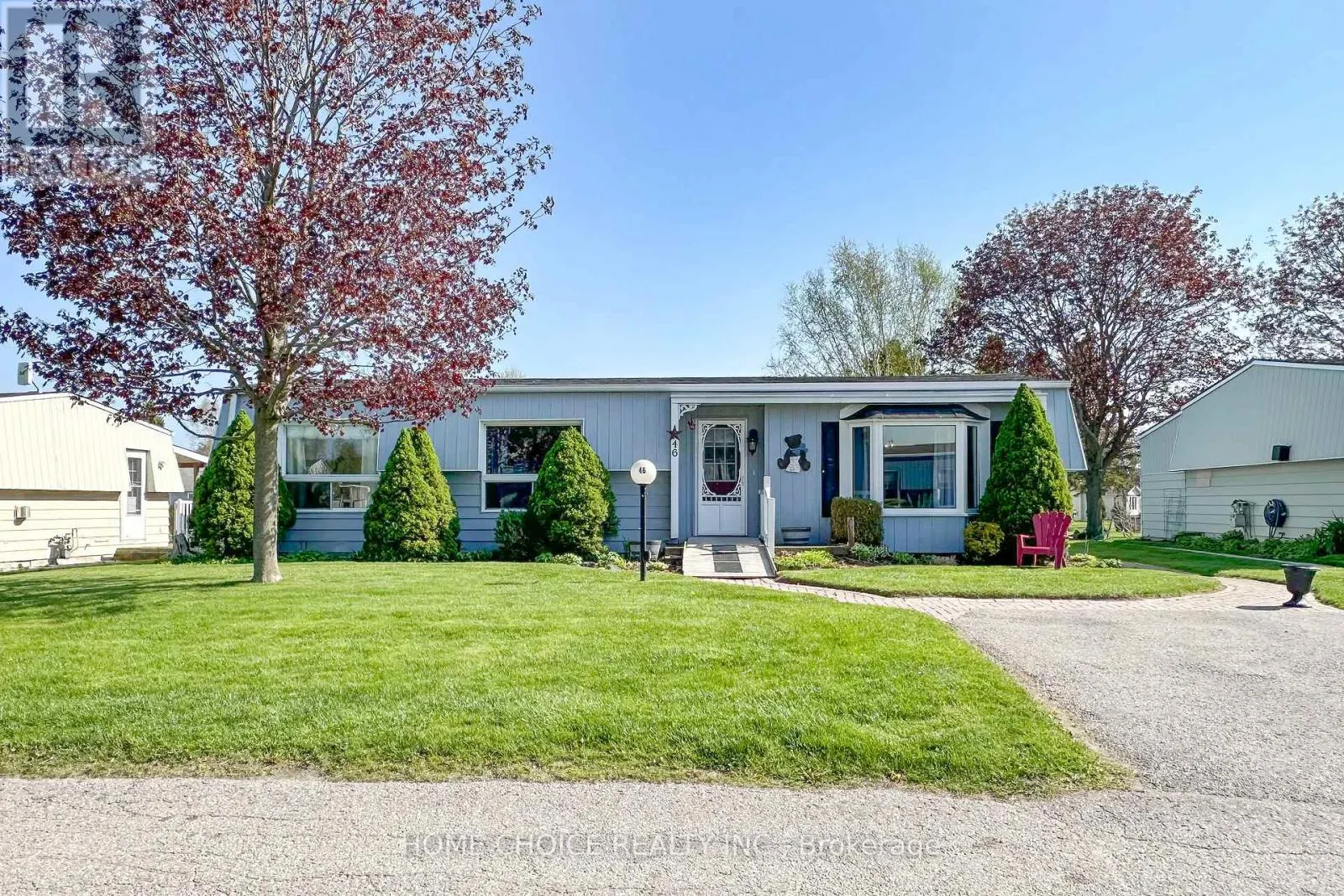 46 FAIRWAY DRIVE