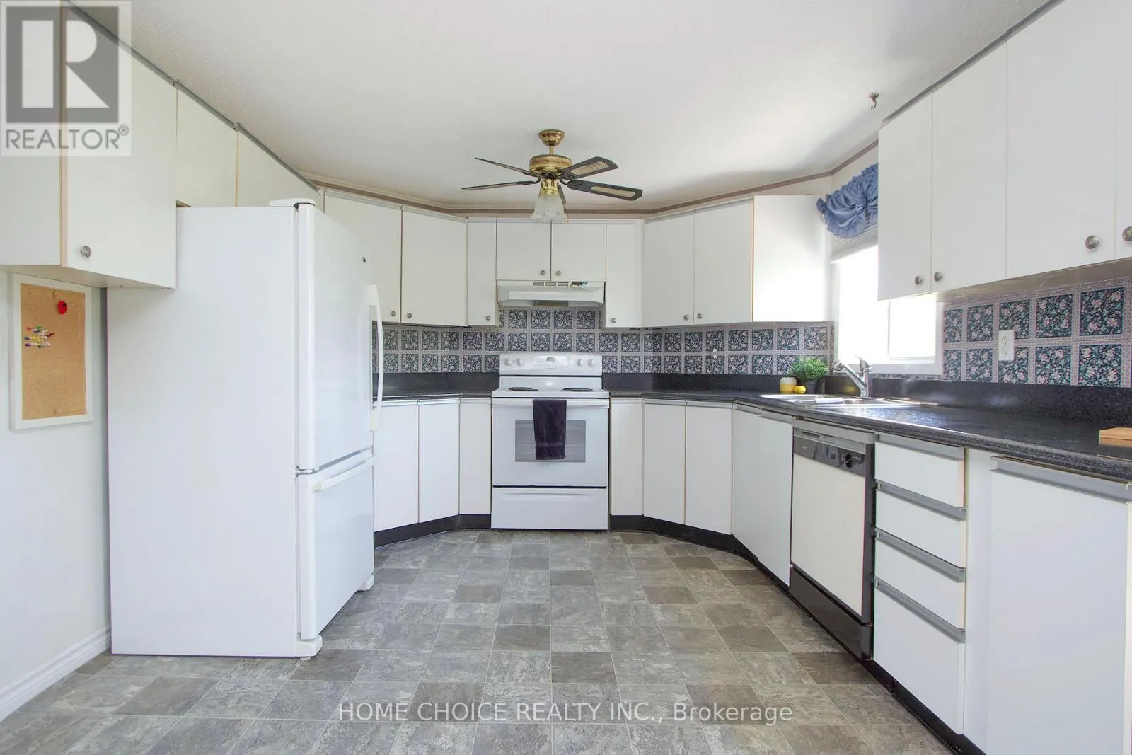 46 FAIRWAY DRIVE