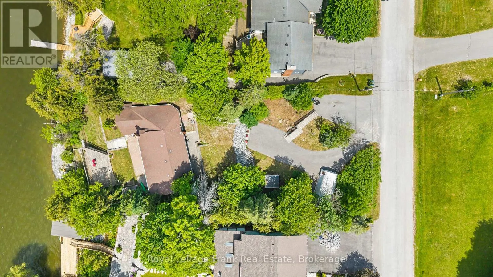 24 PETTET DRIVE