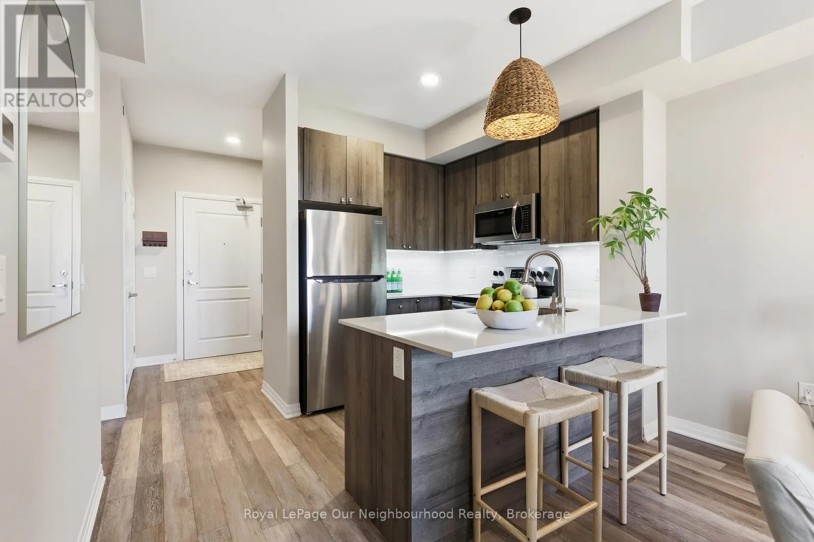 312 - 65 SHIPWAY AVENUE #312
