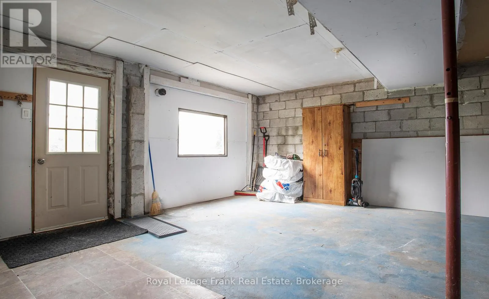 53 WILLIAMS POINT ROAD