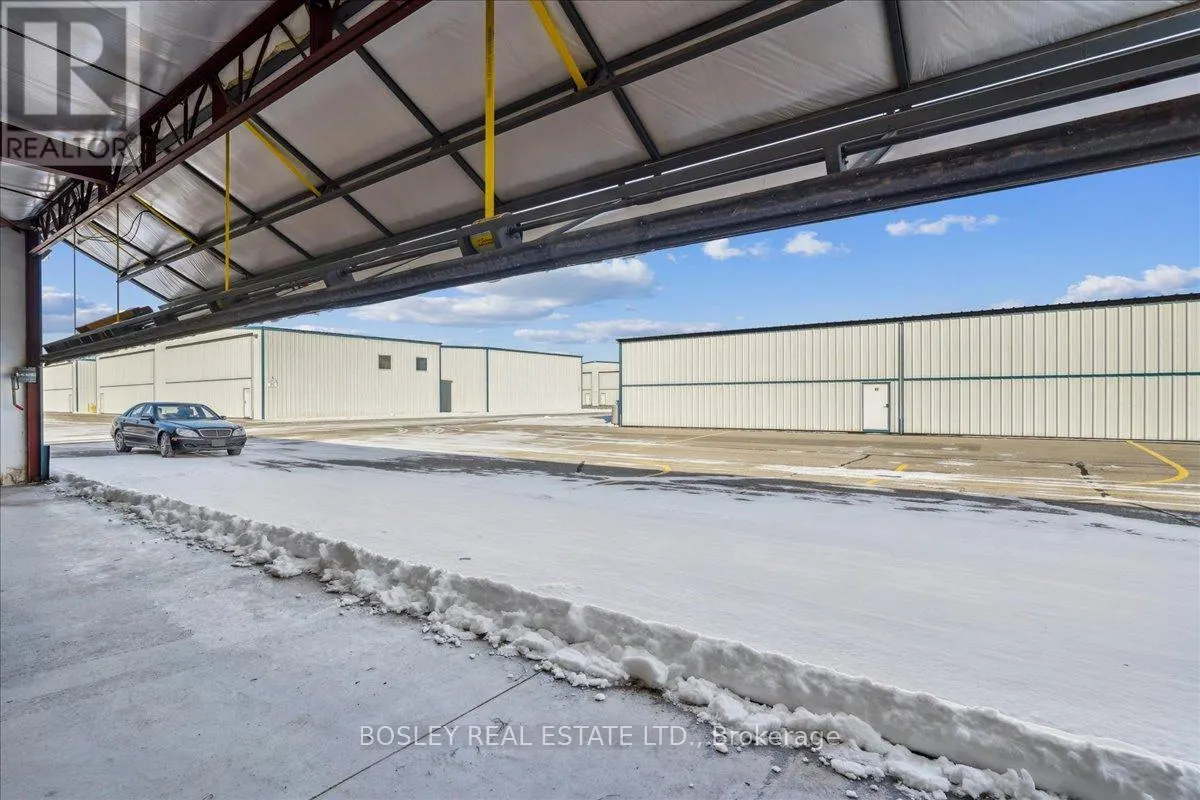 24  BUILDING 7 - 441 AVIATOR LANE