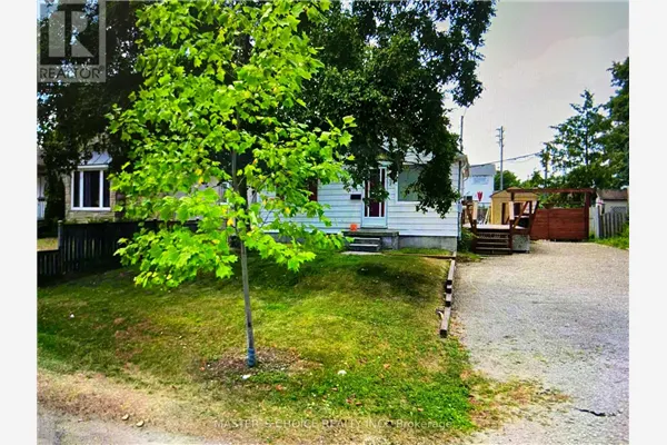 32 AMIENS ROAD