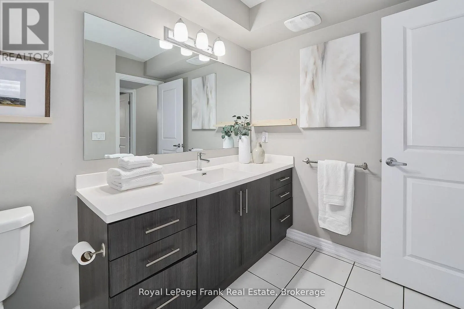 127 - 2500 HILL RISE COURT #127