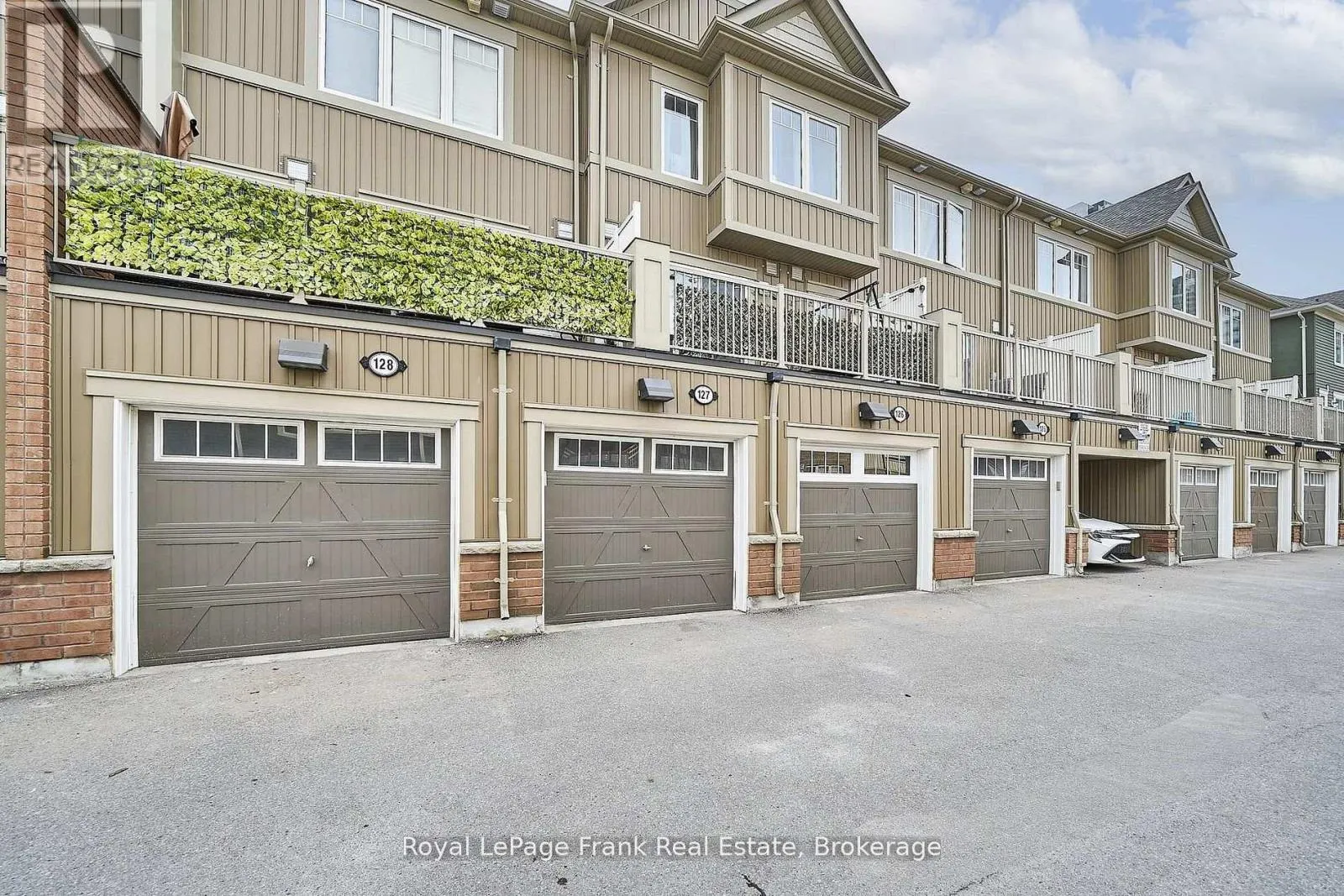 127 - 2500 HILL RISE COURT #127