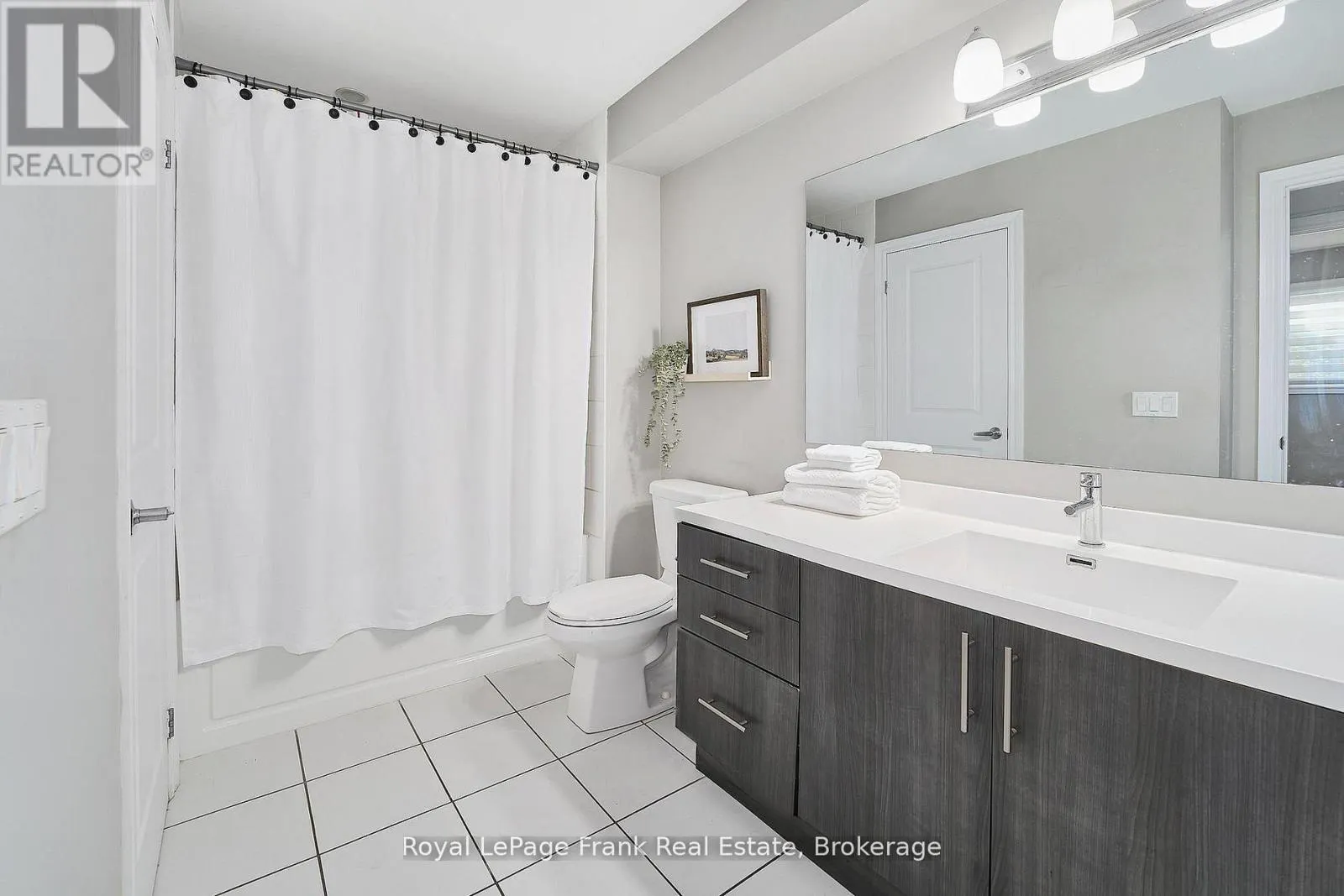 127 - 2500 HILL RISE COURT #127