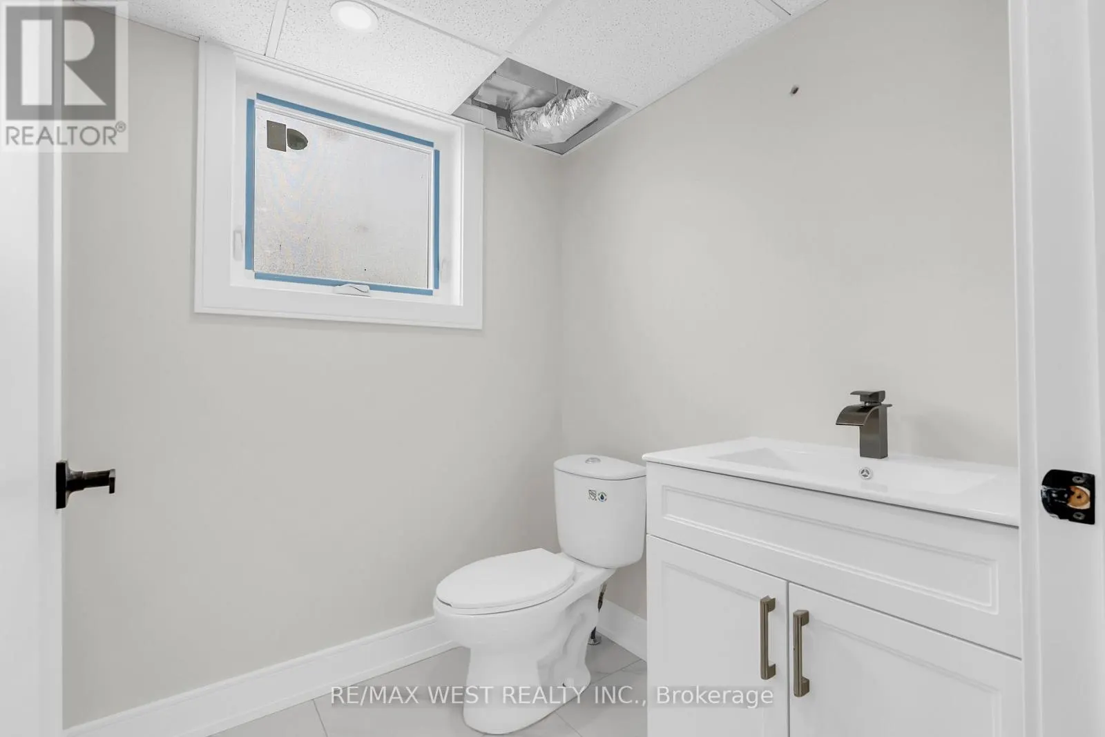 36 PARK ROAD S