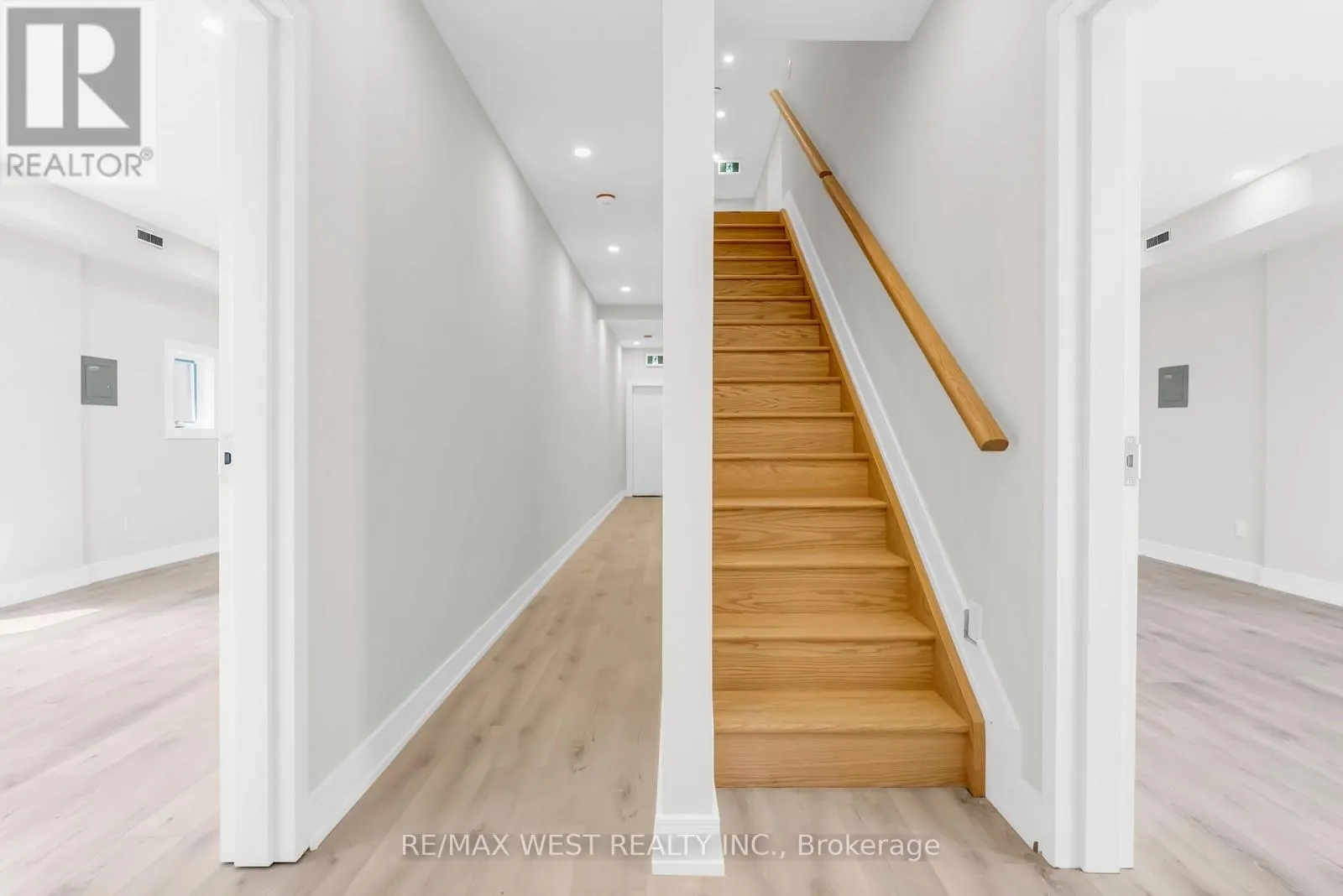 36 PARK ROAD S