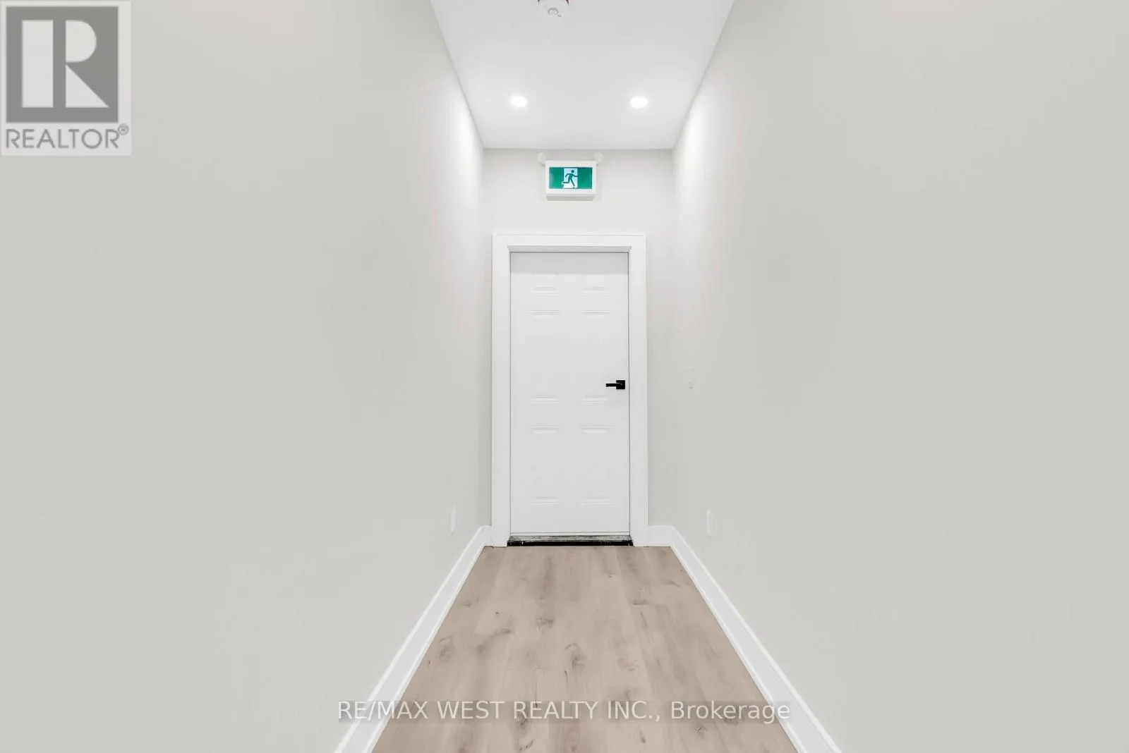 36 PARK ROAD S