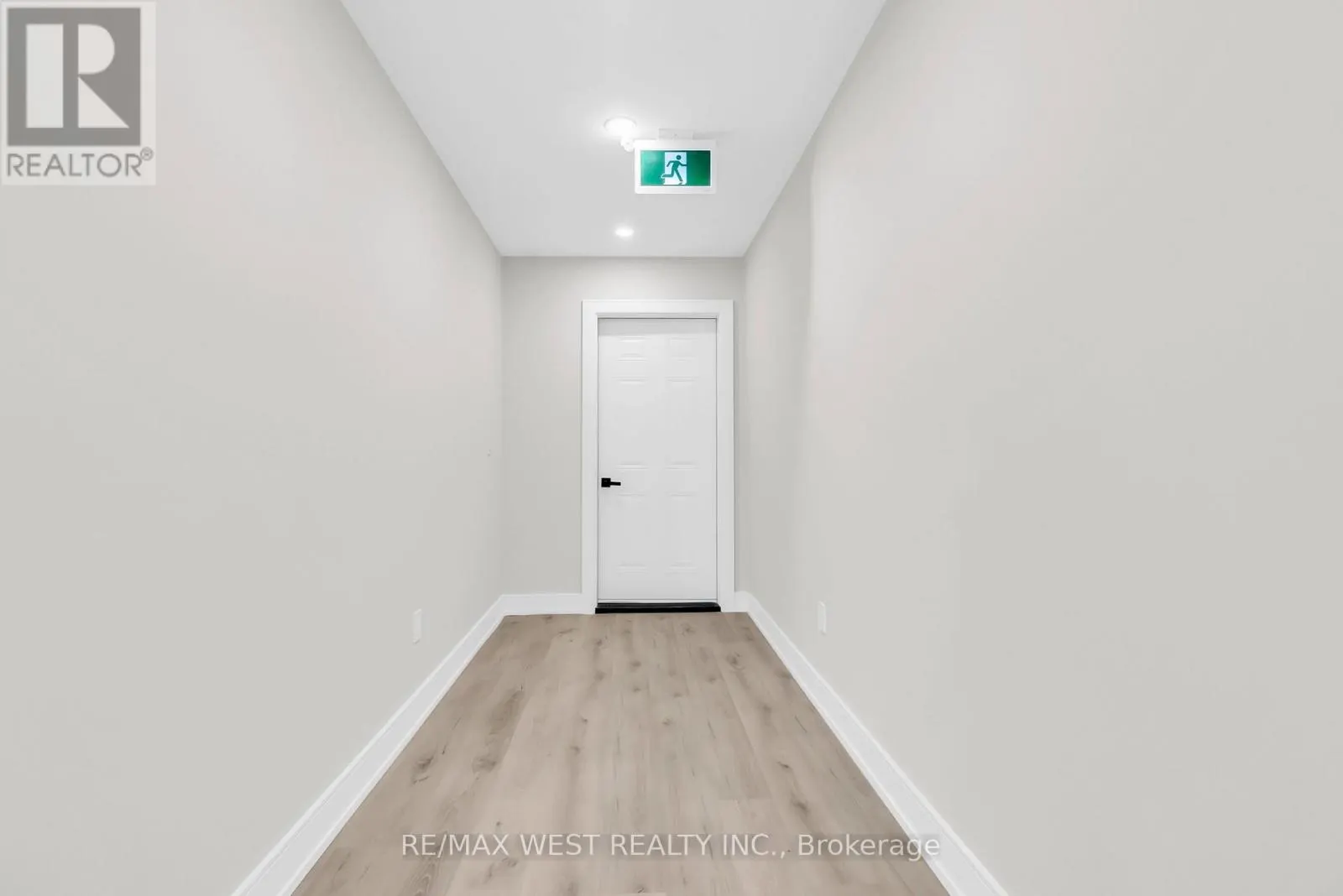 36 PARK ROAD S