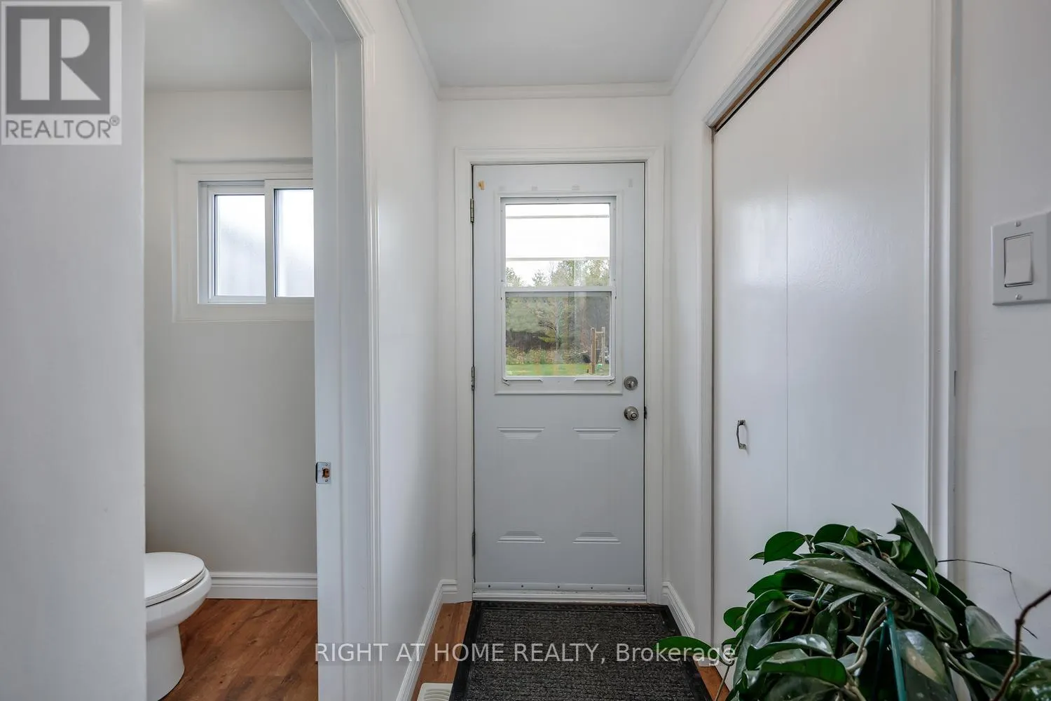 17 CRESTVIEW AVENUE