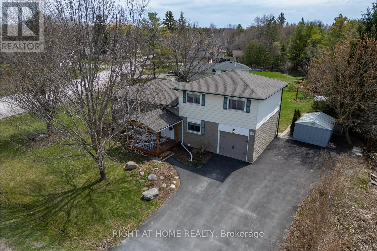 17 CRESTVIEW AVENUE