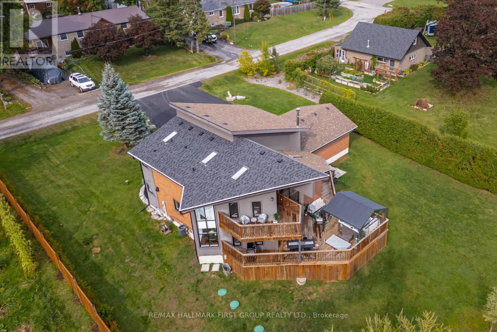125 PERCY CRESCENT