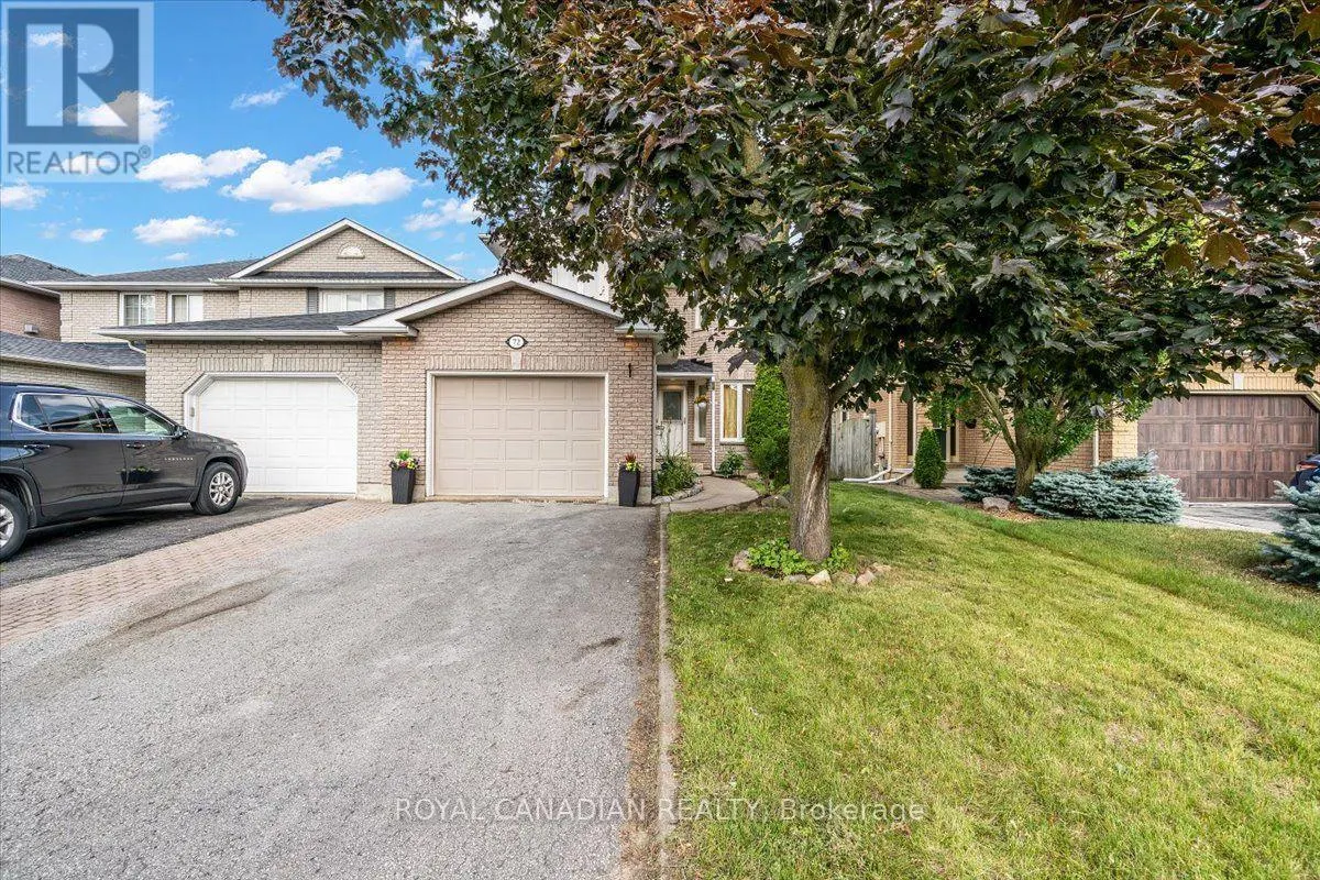 72 SHORT CRESCENT