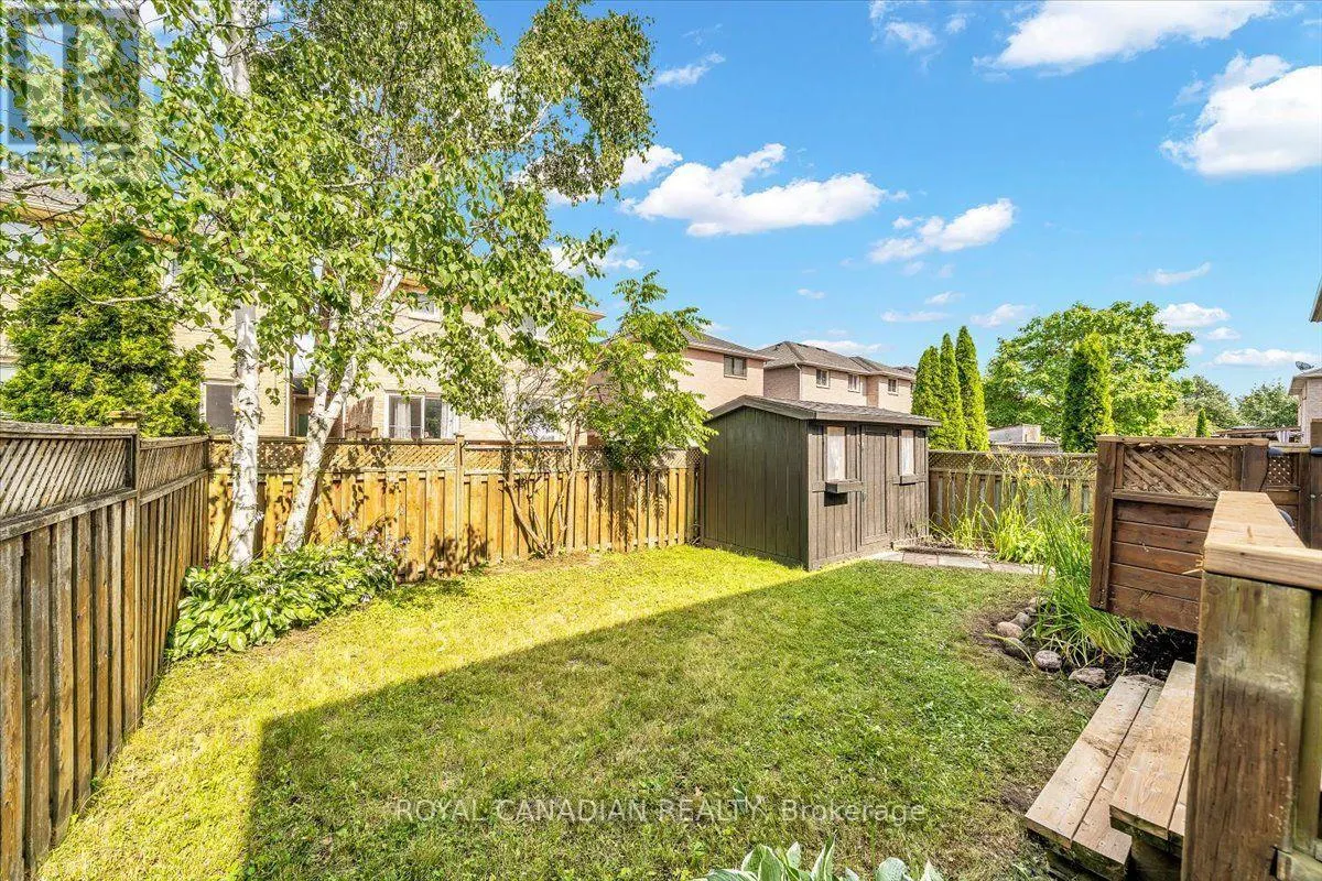 72 SHORT CRESCENT