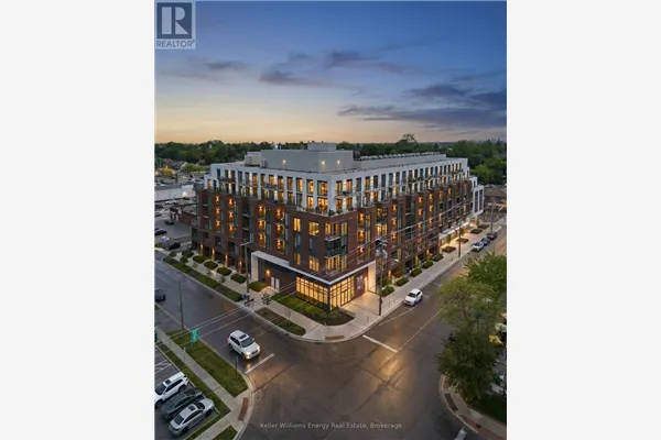 417 - 201 BROCK STREET S