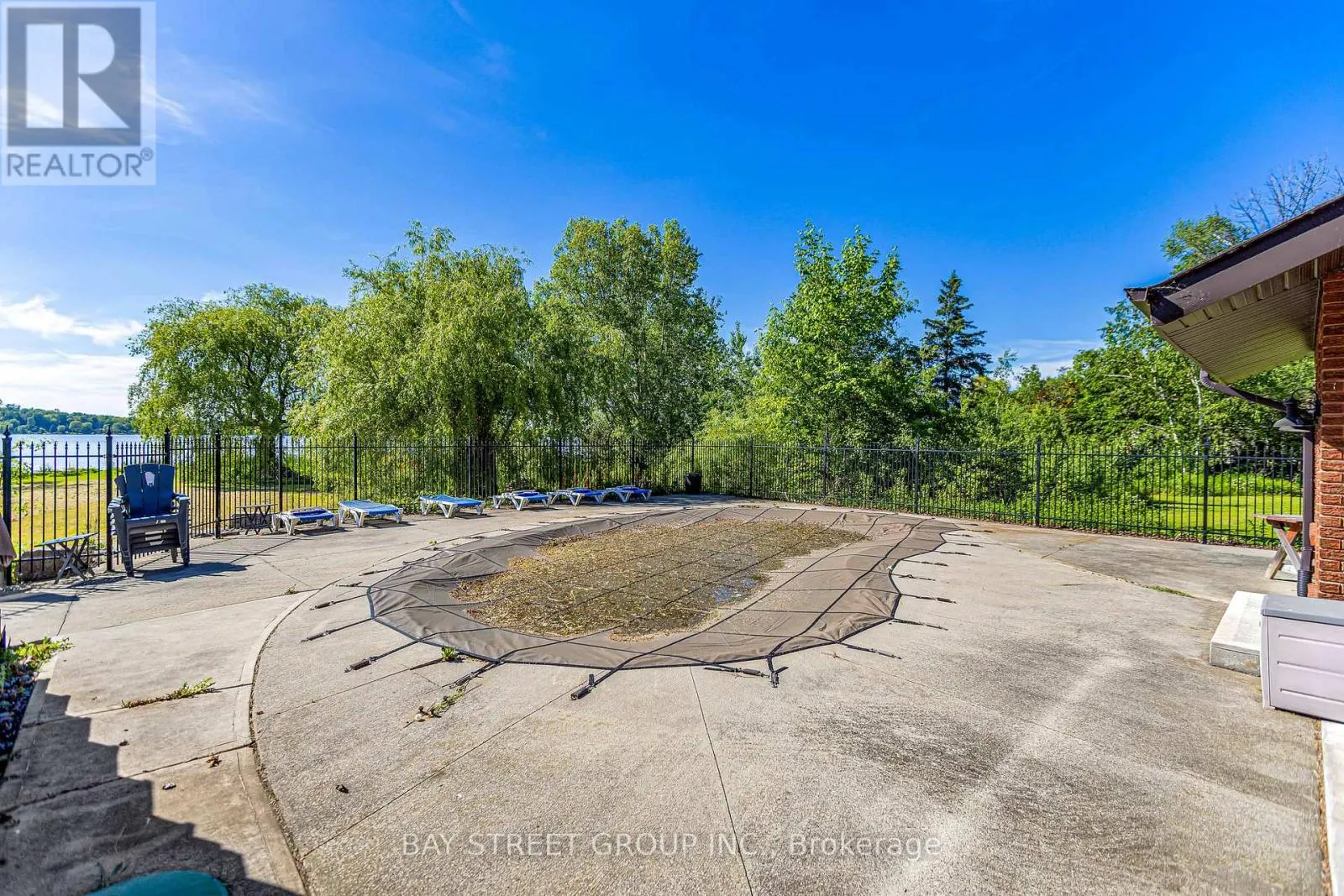 236 SUMMIT DRIVE