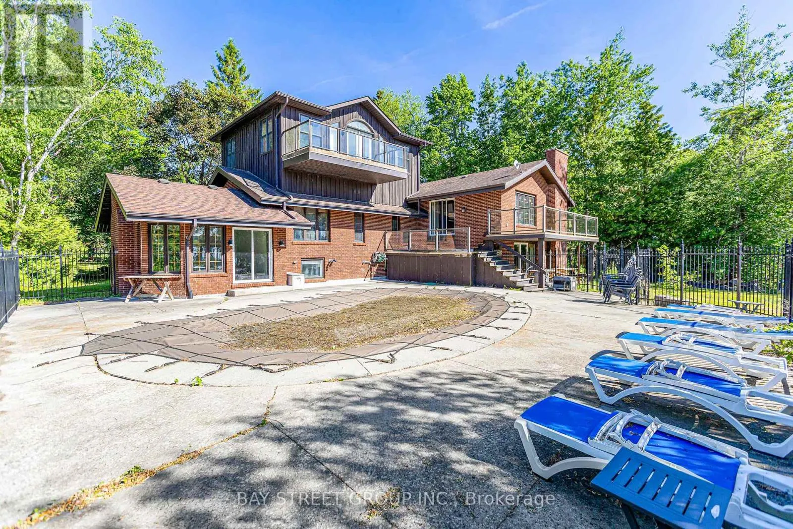 236 SUMMIT DRIVE