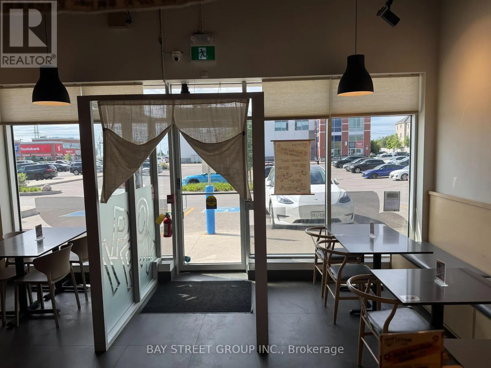 B6 - 2460 BROCK ROAD