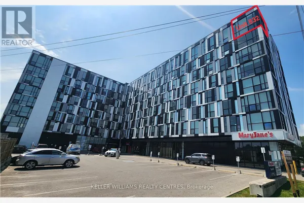 832 - 1900 SIMCOE STREET N
