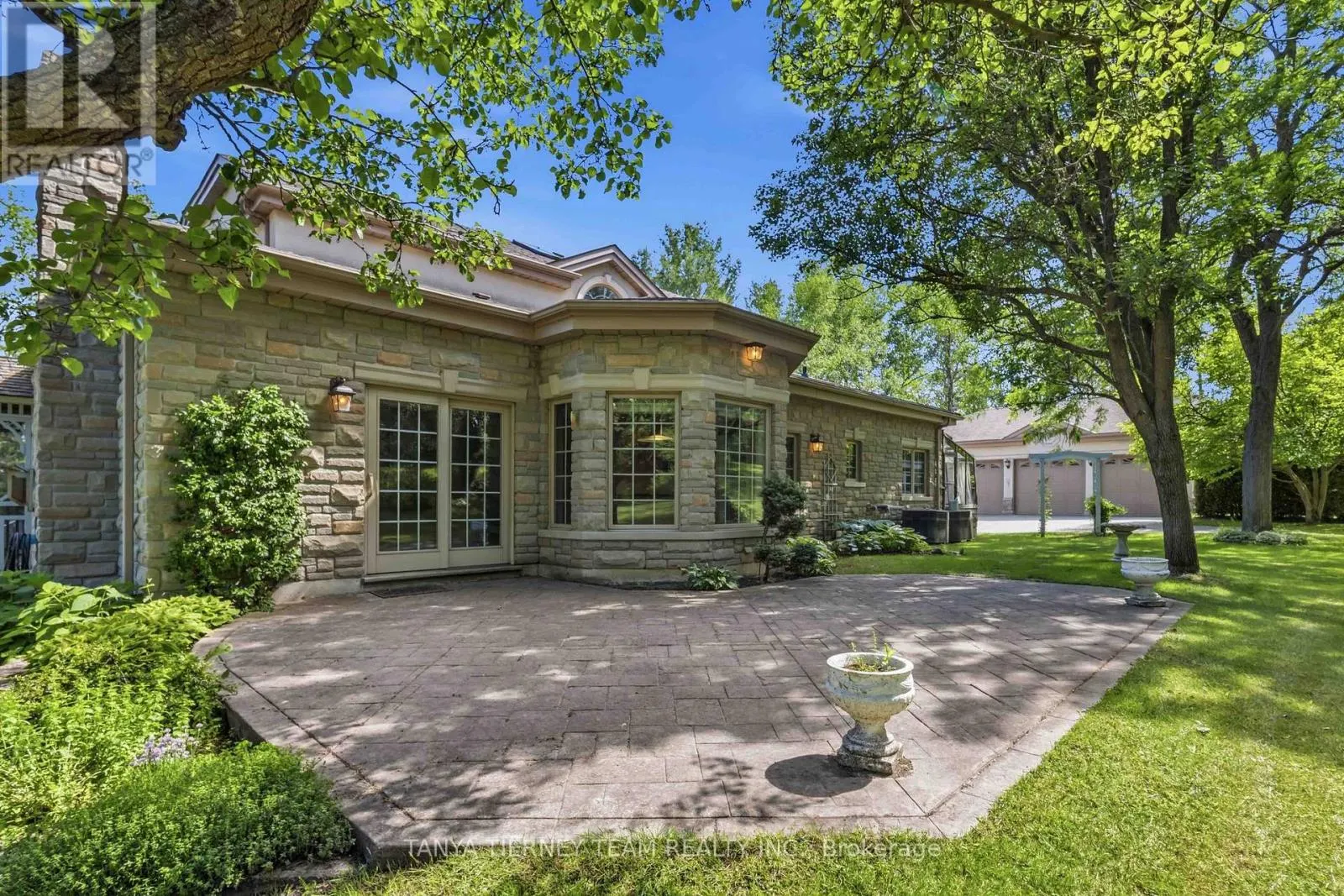 75 WOODBRIDGE CIRCLE