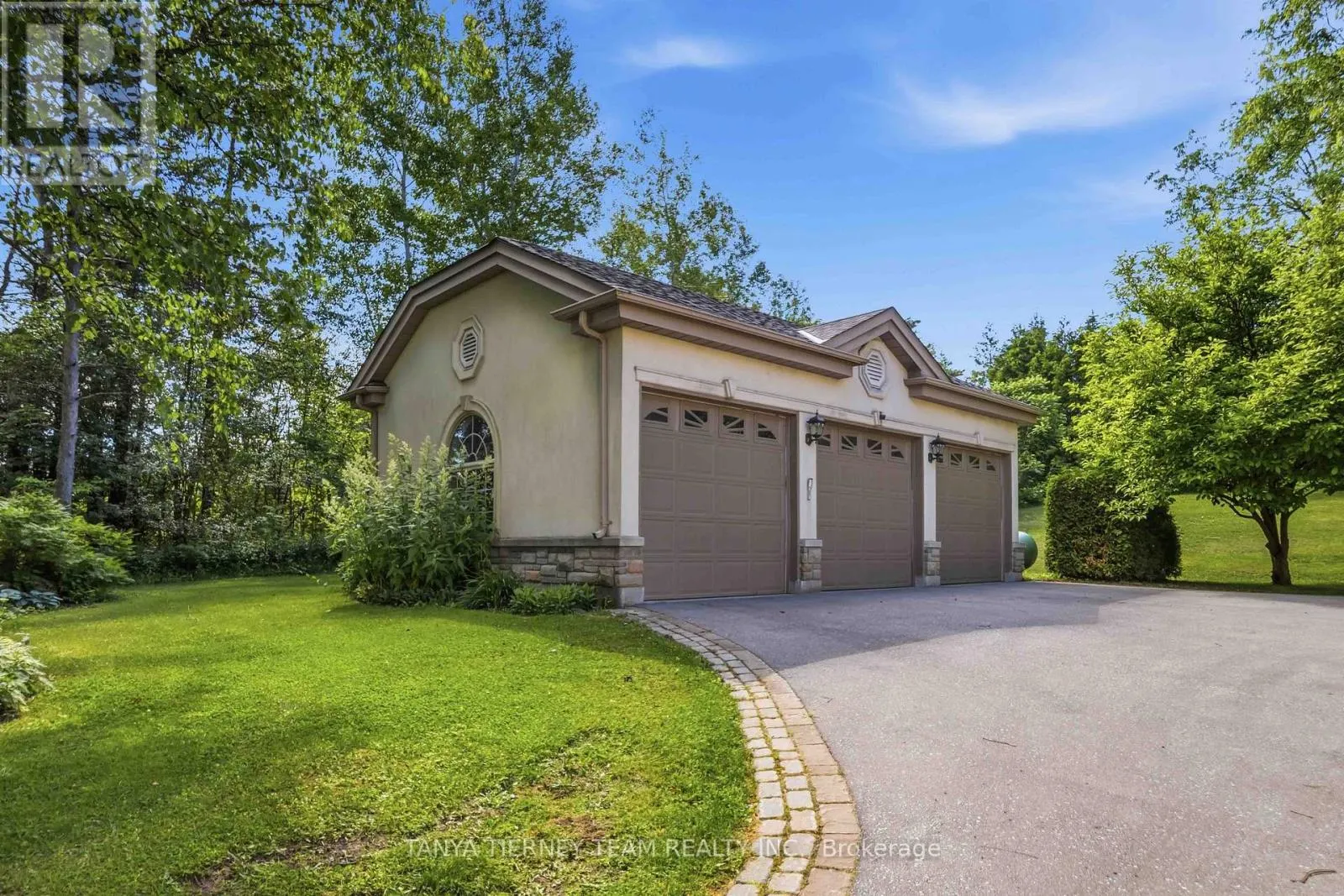 75 WOODBRIDGE CIRCLE