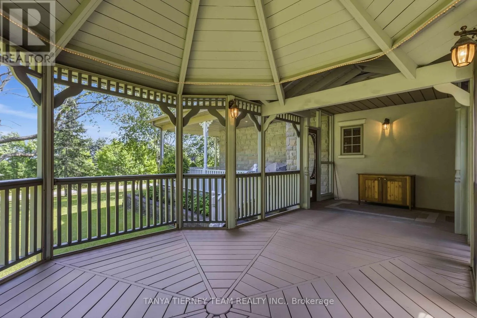 75 WOODBRIDGE CIRCLE