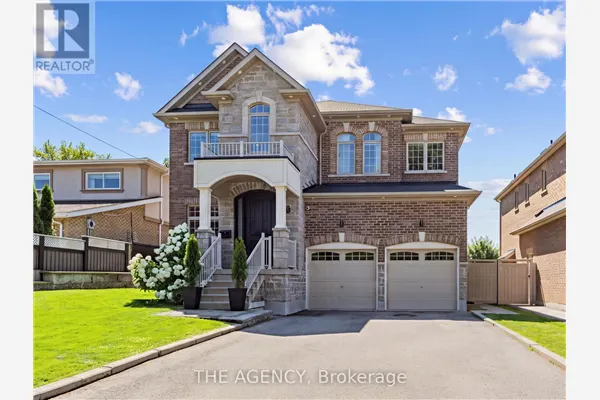 576 OAKWOOD DRIVE