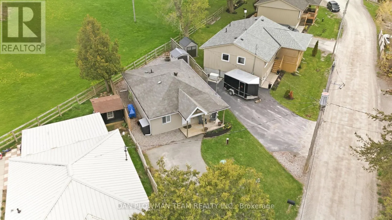 513 VIEW LAKE ROAD