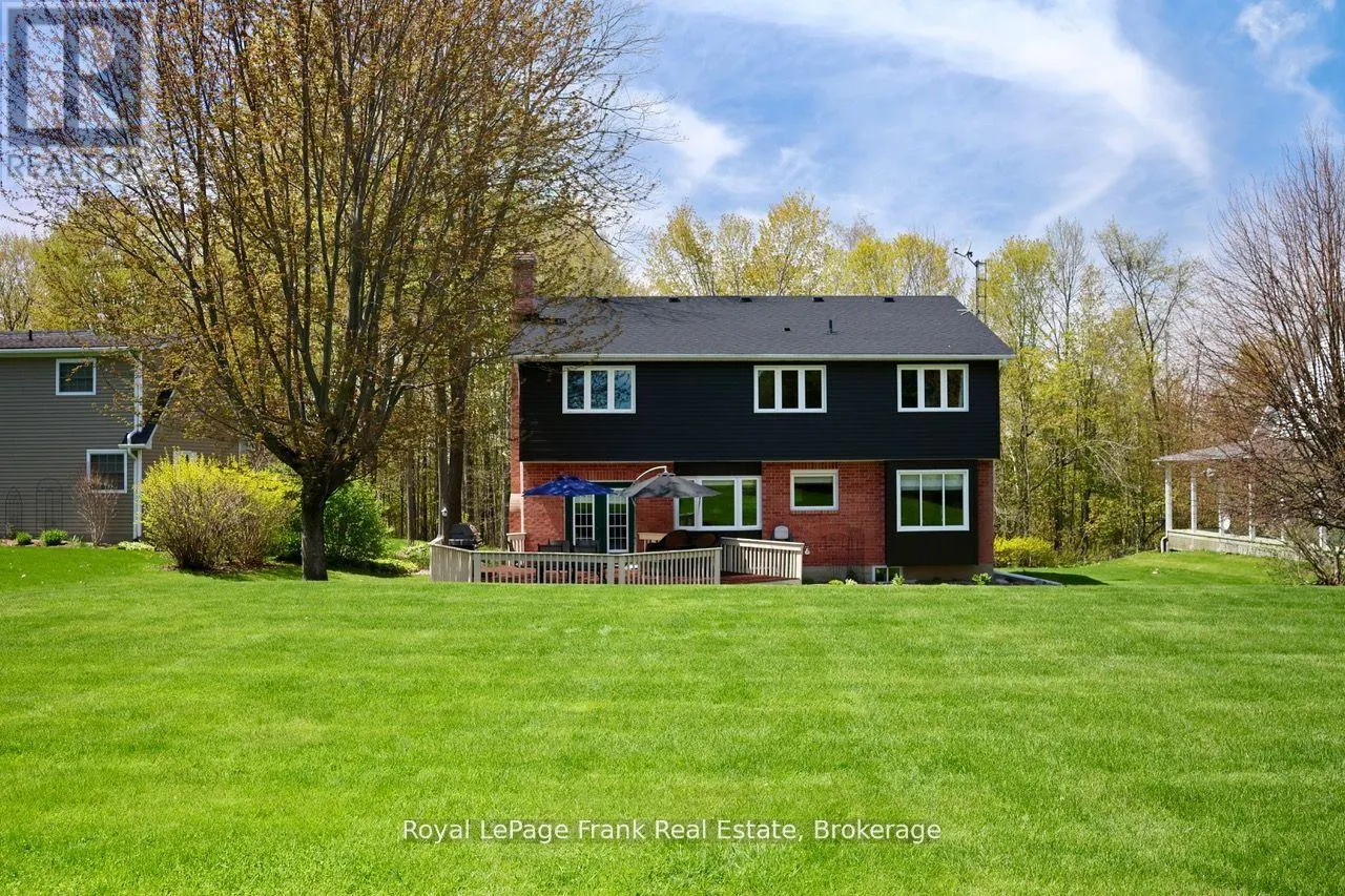 85 AMBLESIDE DRIVE
