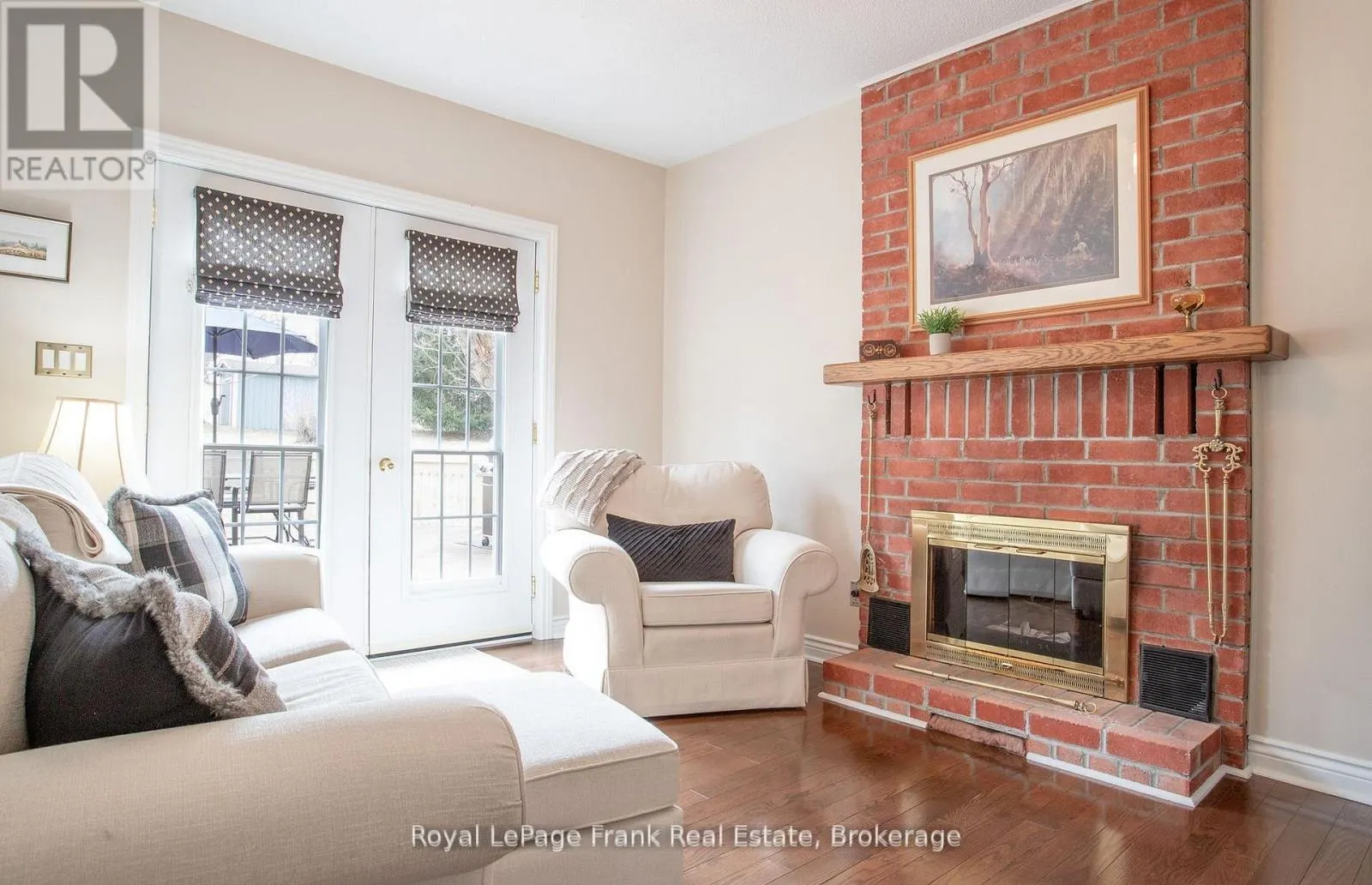 85 AMBLESIDE DRIVE