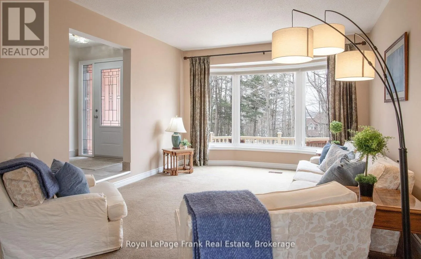 85 AMBLESIDE DRIVE