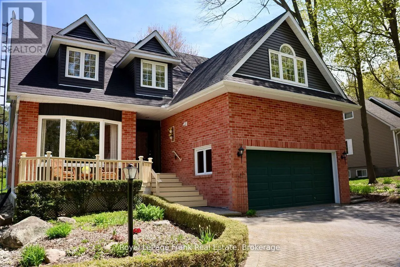 85 AMBLESIDE DRIVE