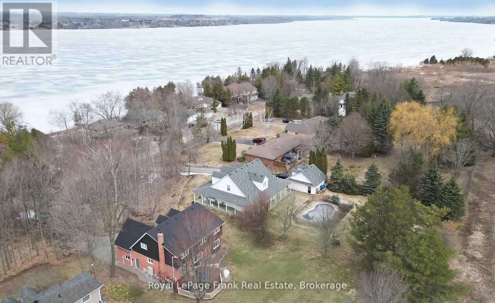 85 AMBLESIDE DRIVE