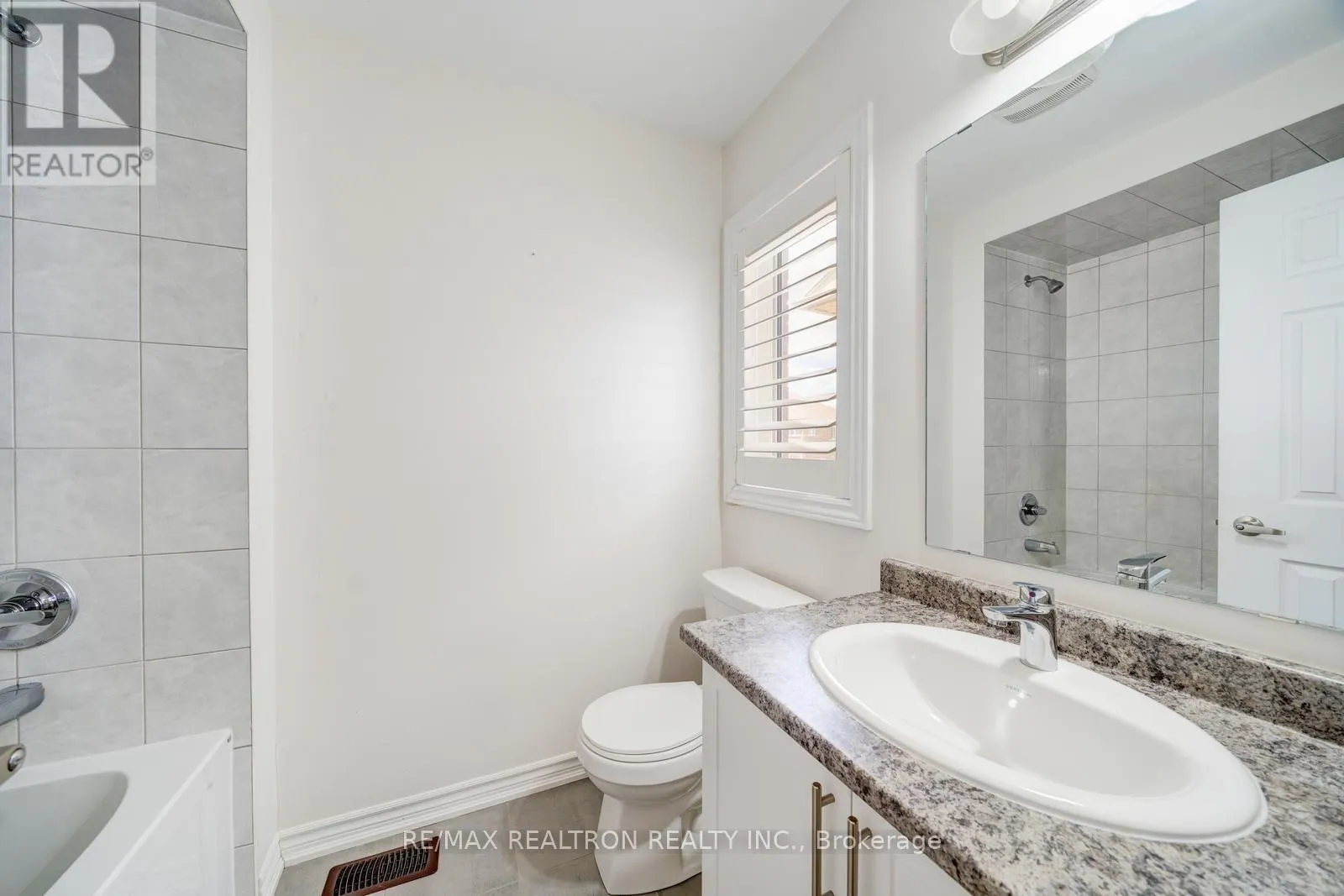 295 NORTHGLEN BOULEVARD