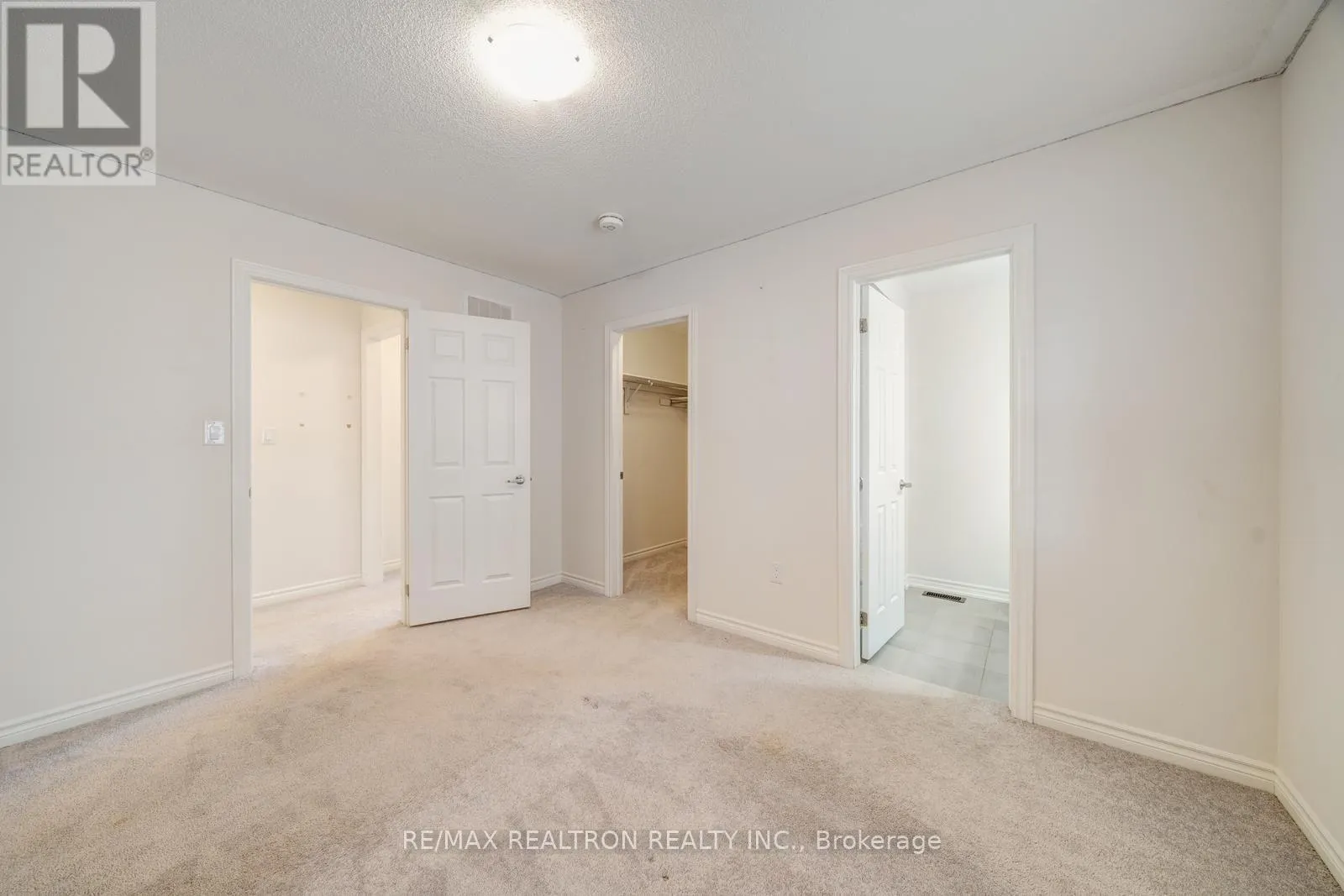 295 NORTHGLEN BOULEVARD