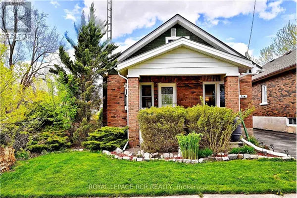 116 BUCKINGHAM AVENUE